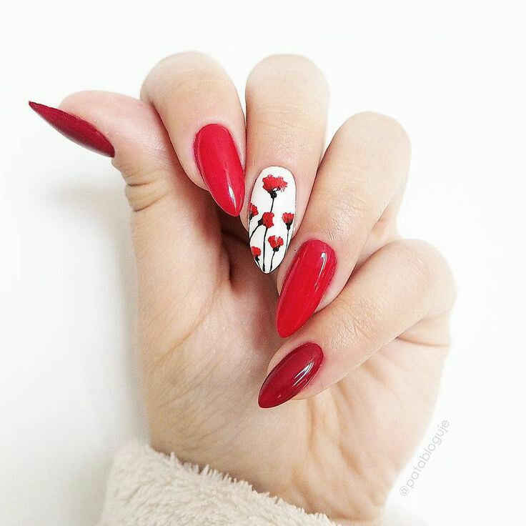 Floral Nail Art Is Very Trendy and Here Are 10 Inspirational Flower Desi...